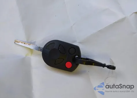 2015 Ford Focus S z USA, uszkodzony, nr VIN 1FADP3E2XFL228920